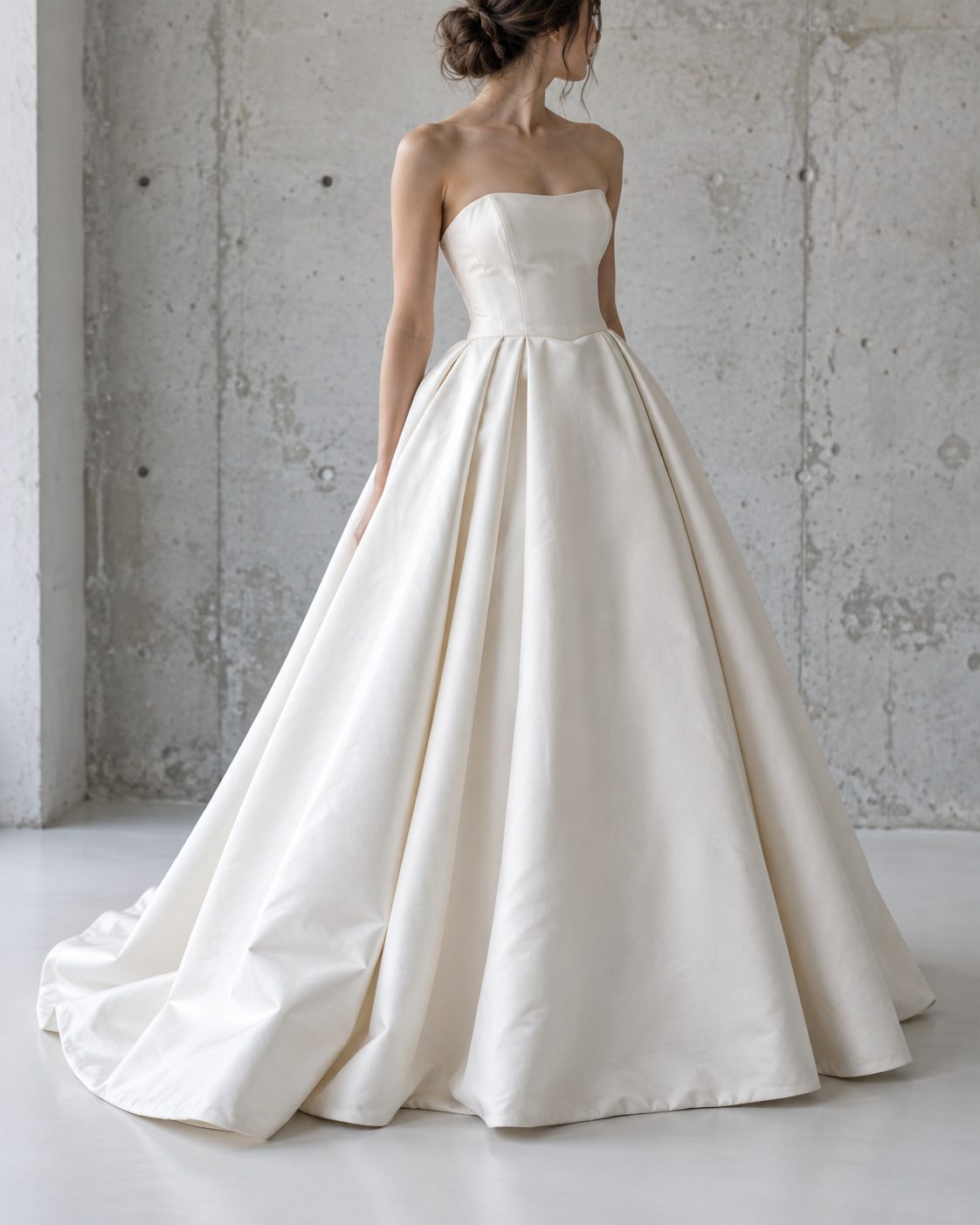 Structured ivory silk mikado ball gown with a full skirt